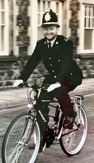 Obituary Karl Landeg